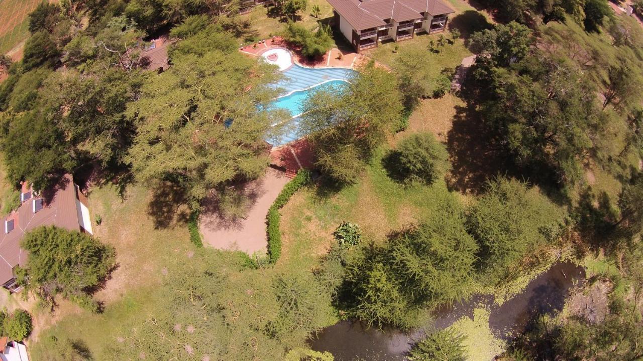 Hunters Lodge Twaandu Buitenkant foto