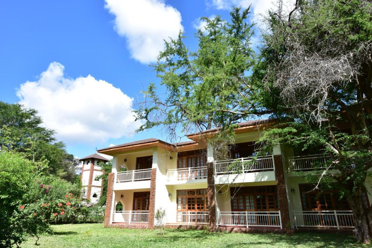 Hunters Lodge Twaandu Buitenkant foto