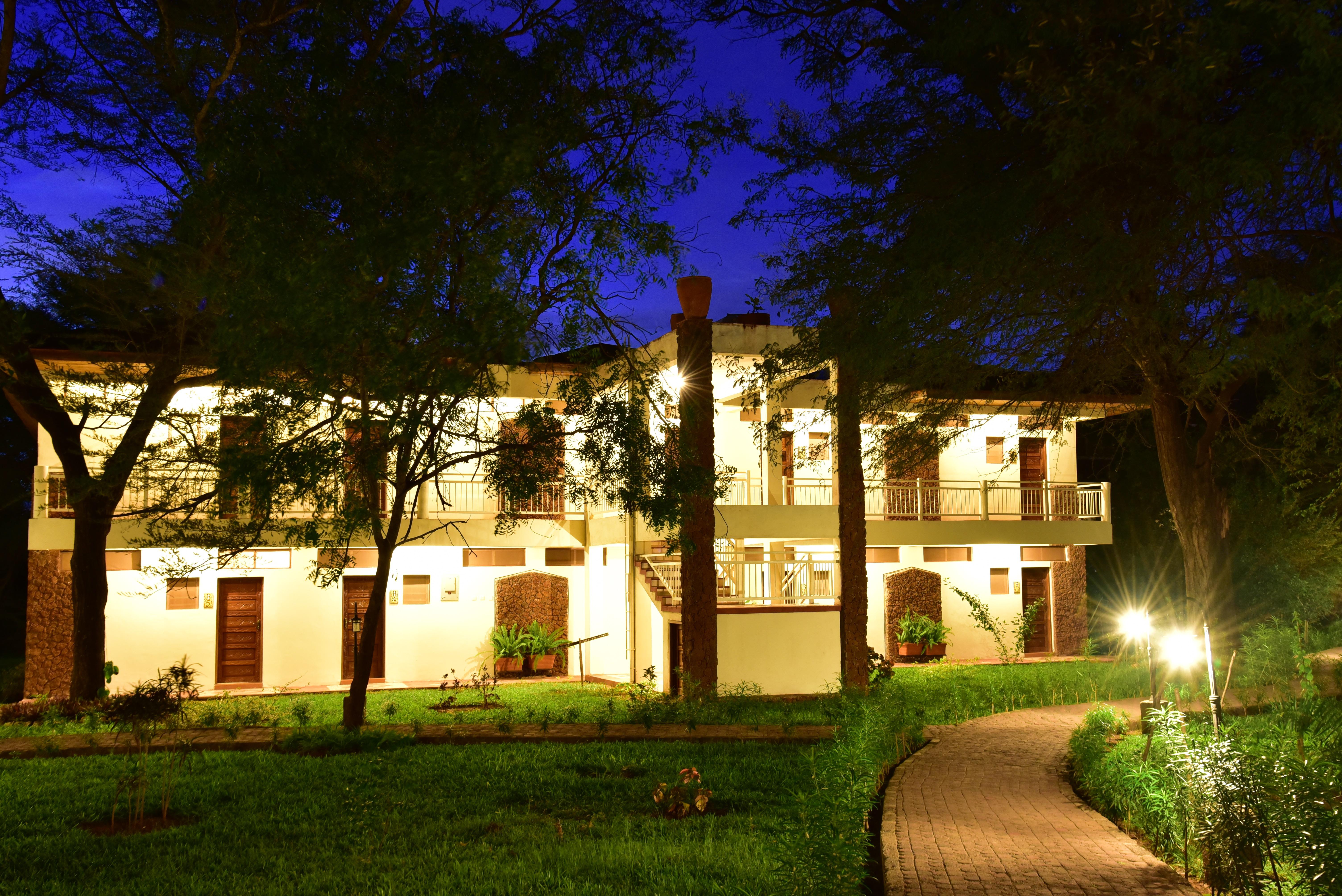 Hunters Lodge Twaandu Buitenkant foto