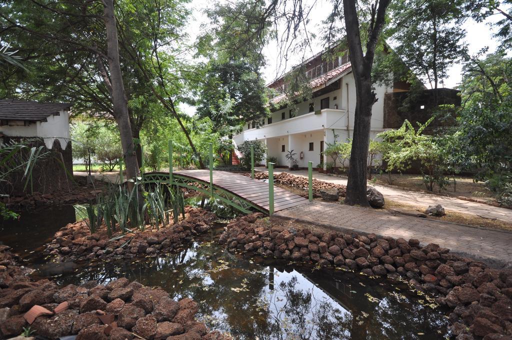 Hunters Lodge Twaandu Buitenkant foto